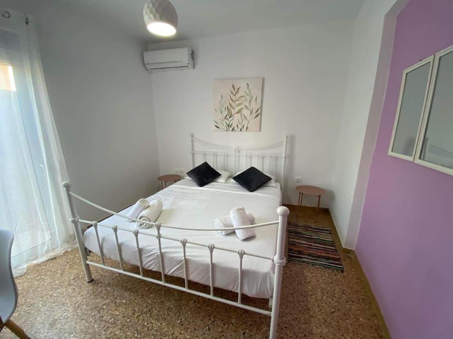 New! Flower Patio House 2 Bdr - Bbq - Wash Machine Λαύριο Εξωτερικό φωτογραφία